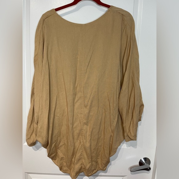 NWT. Free People Est What A Statement Tunic. Size XS. Oversized P2P 20” (fit M) - Picture 6 of 9